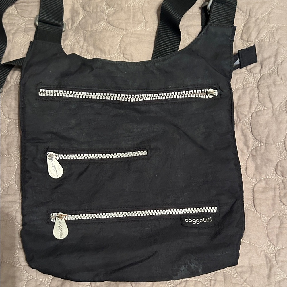 Baggallini Black Crossbody with Silver Accents